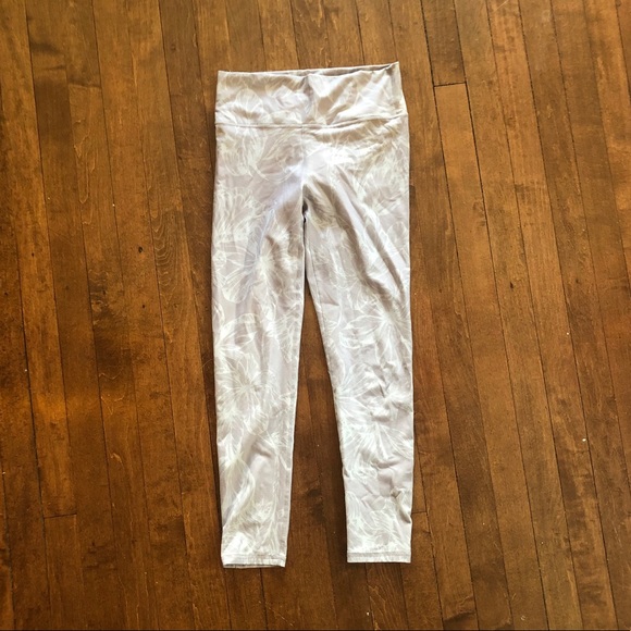 Fabletics High Waisted Printed Power Hold Leggings - Picture 2 of 4